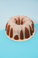 Apple bundt con glaseado de miel maple